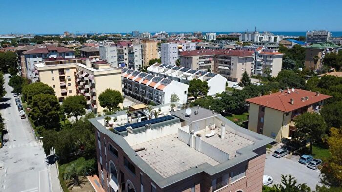 Appartamento quadrilocale in vendita in Via Tronto, San Benedetto Del Tronto
