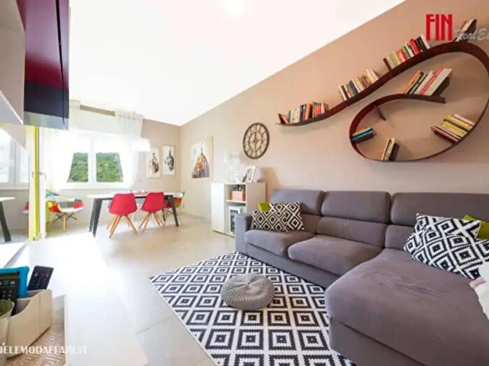 Appartamento quadrilocale in vendita in Via Cianciullo, Genova