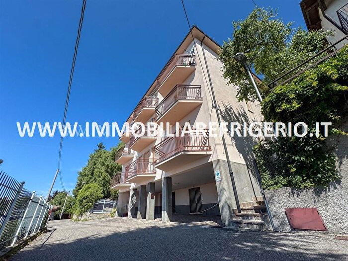 Appartamento bilocale in vendita in Via Pradone, Roncola