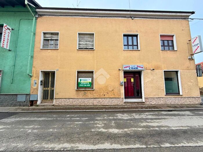 Casa quadrilocale in vendita in Corso Italia, Bianze