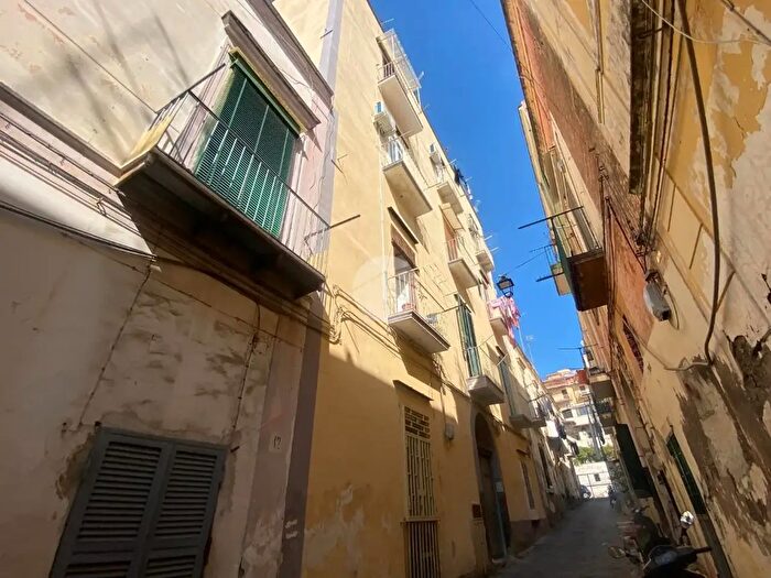 Appartamento bilocale in vendita in Vico dOrlando, Torre Del Greco