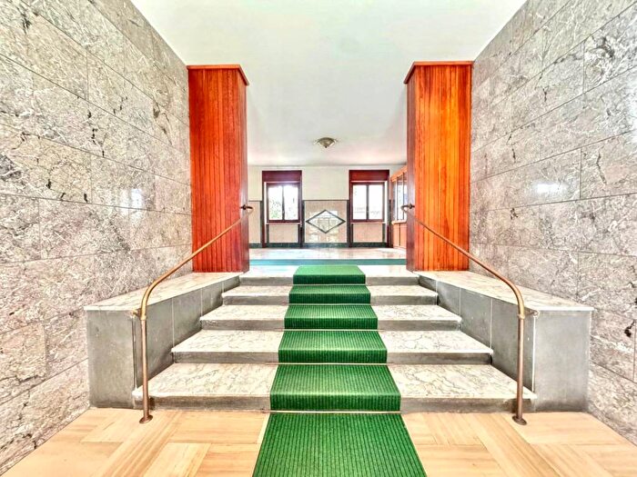 Appartamento quadrilocale in affitto in Via Adolfo Omodeo, Pigna Omodeo, Napoli