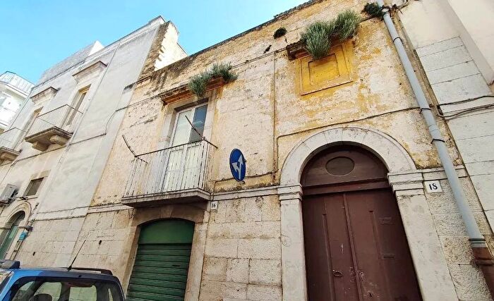 Casa quadrilocale in vendita in Via Genovesi Andria Andria Zona Centro, Andria