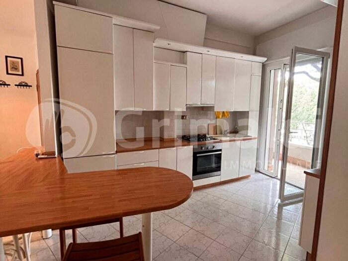 Appartamento trilocale in affitto in Viale Romagna, Milano Marittima, Cervia