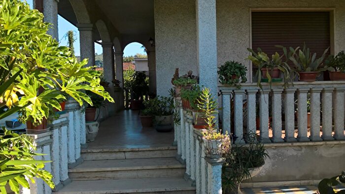 Casa trilocale in vendita in Pietrasanta Traversagna, Pietrasanta