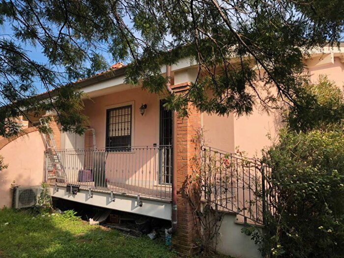 Appartamento bilocale in affitto in Via Giuseppe Lugli, Ostia Antica, Roma