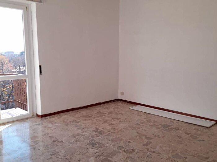 Appartamento trilocale in affitto in Via Caio Cassio Parmense, San Lazzaro, Parma