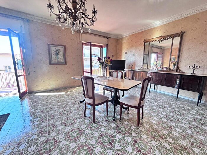 Appartamento con 5 locali in affitto in Via Turati, Grumo Nevano