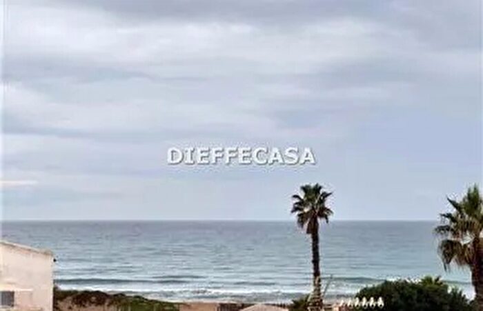 Appartamento con 5 locali in affitto in Contrada Berbaro Marsala Tp, Marsala