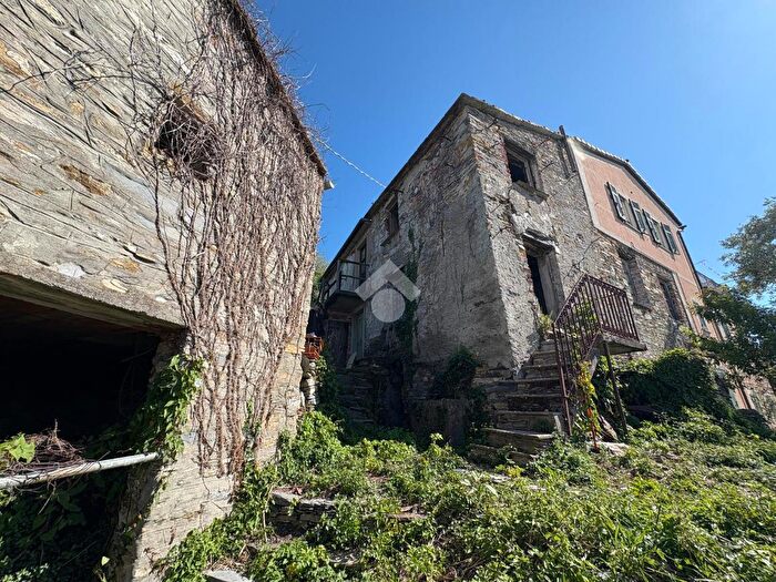 Casa monolocale in vendita in Località Sanguineto Case Sparse, Chiavari
