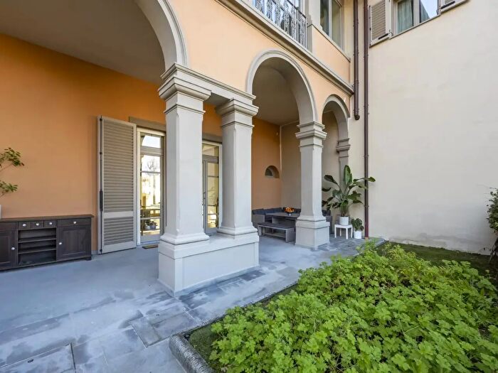 Casa con 5 locali in affitto in Firenze