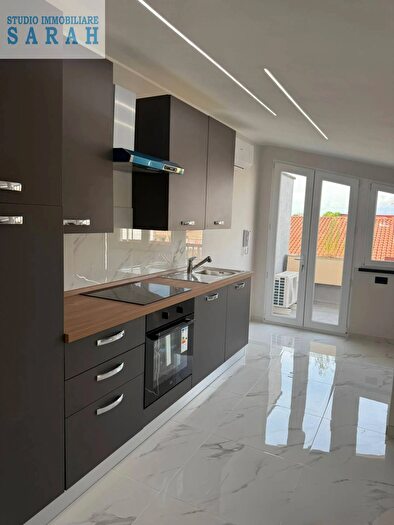 Appartamento bilocale in vendita in Via Turati, Viareggio