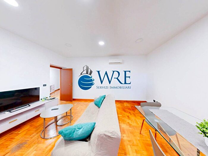 Appartamento trilocale in affitto in Via Calabria, Sallustiano, Roma