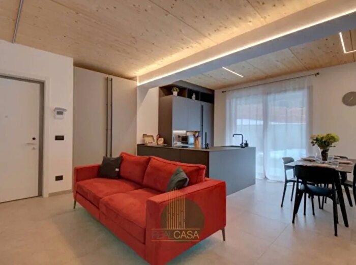 Appartamento bilocale in vendita in Via Italia Mavigna Aprica Comunità Montana della Valtellina di Tirano Sondrio Lombardia Italia, Aprica