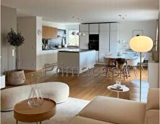 Appartamento con 6 locali in vendita in Via Cercariolo, Scorze