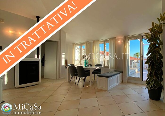 Appartamento quadrilocale in vendita in Via dei Tulipani, Pisa