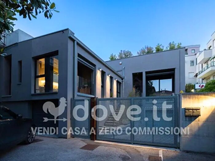 Appartamento con 5 locali in vendita in Viale XXIV Maggio, Pesaro