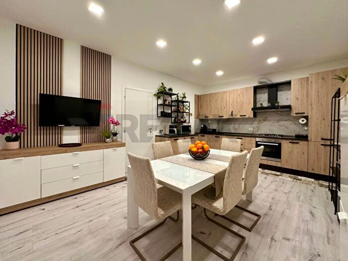 Casa quadrilocale in vendita in Via Pinosa a, Dalmine