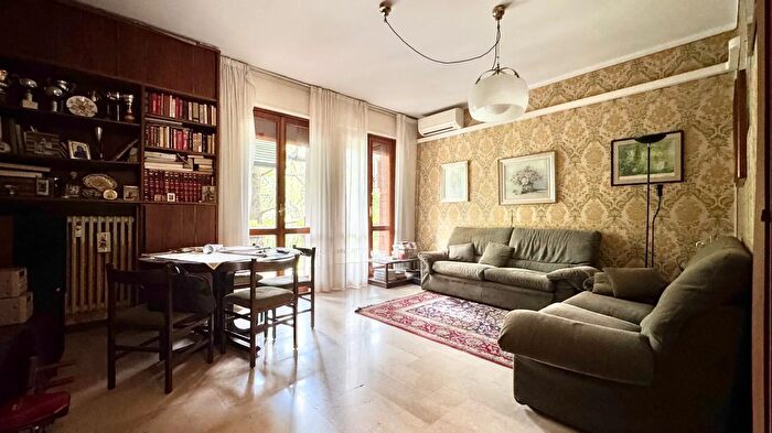 Appartamento quadrilocale in vendita in Via Valotti, Brescia