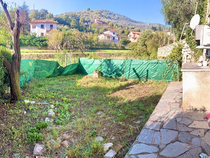 Appartamento monolocale in affitto in Via Giuseppe Garibaldi, Sarola, Chiusavecchia