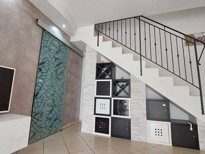 Appartamento con 5 locali in vendita in Via Ravenna, BellariaIgea Marina