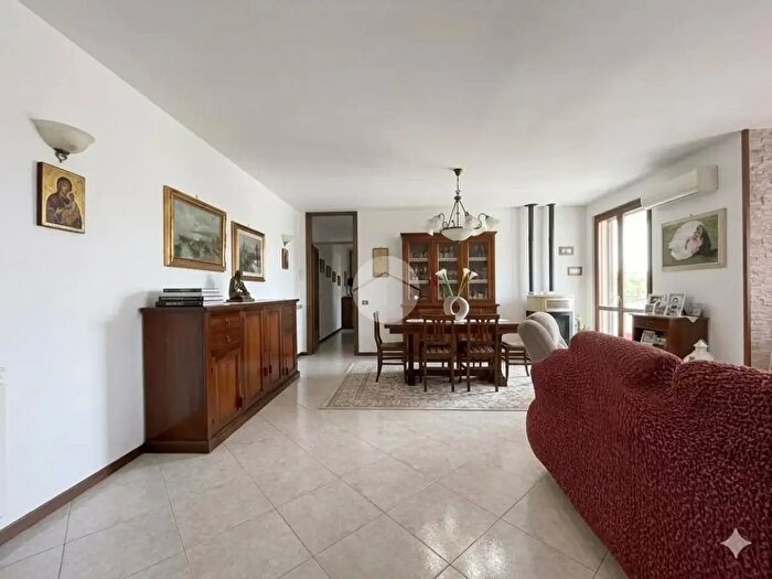 Appartamento trilocale in vendita in Piazza della Libertà, Travagliato