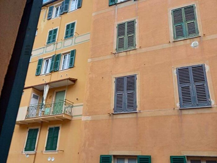 Appartamento trilocale in affitto in Via Giuseppe Garibaldi, Centro, Camogli