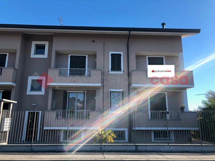 Appartamento trilocale in vendita in Monte Nero, Casorezzo