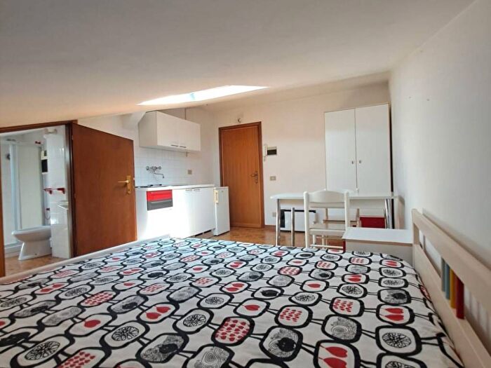 Casa monolocale in affitto in Via Cristoforo Colombo, Ferro di Cavallo, Perugia