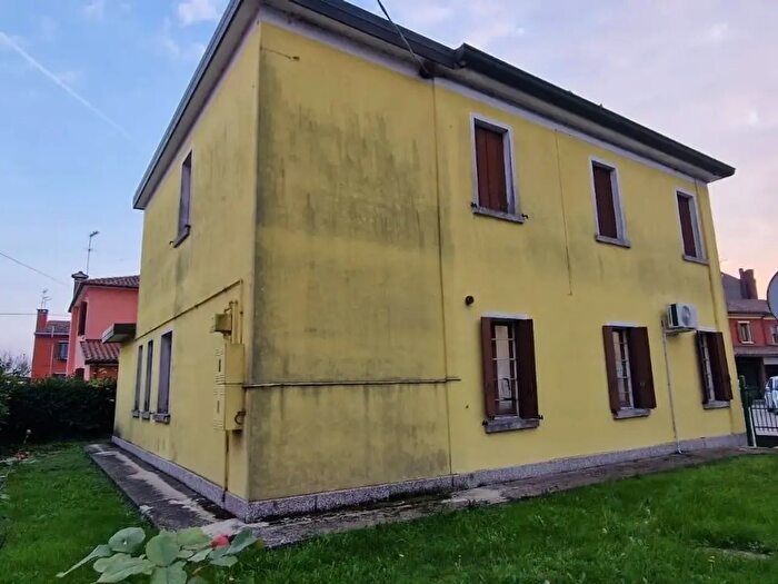 Casa con 10 locali in vendita in Cavanella d'Adige, Chioggia