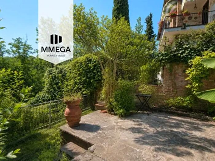 Appartamento con 6 locali in vendita in Via Pietro Tacca, Firenze
