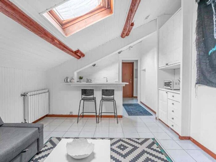 Appartamento quadrilocale in affitto in Via Martiri Oscuri, Rovereto, Milano