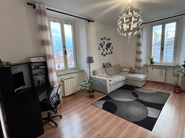 Appartamento trilocale in vendita in Livorno