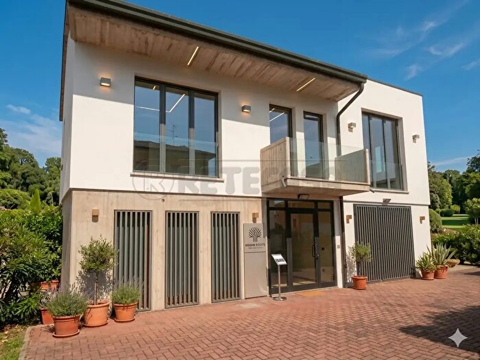 Casa con 12 locali in vendita in Via Riviera Berica, Barbarano Mossano