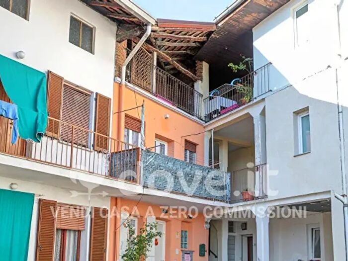 Appartamento quadrilocale in vendita in Via Manzoni, Malnate