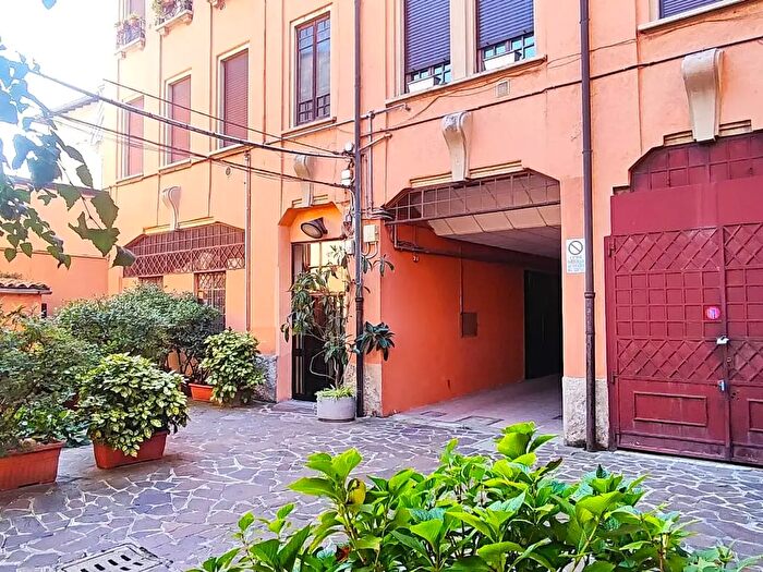 Appartamento bilocale in vendita in Via Bergamo, Monza