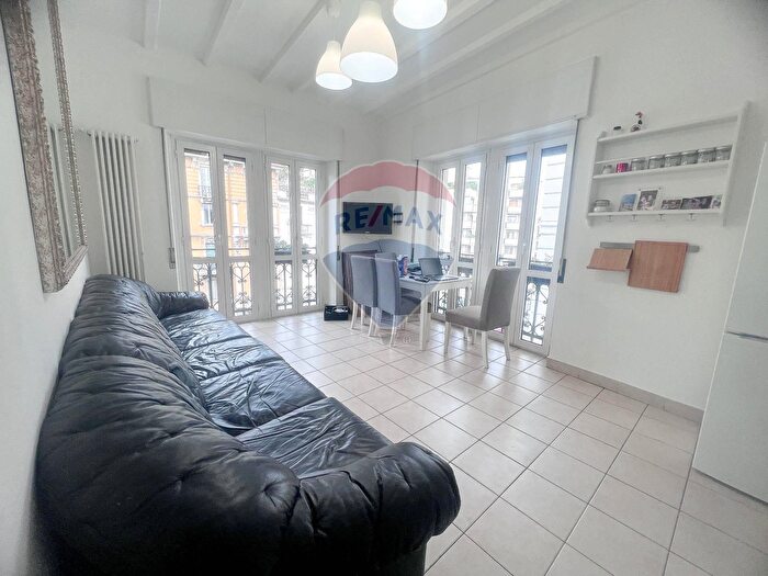 Appartamento trilocale in vendita in Viale Monza, Milano