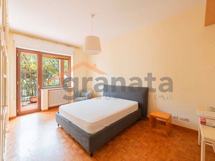 Appartamento trilocale in affitto in Via dei Colli della Farnesina, Camilluccia Farnesina, Roma