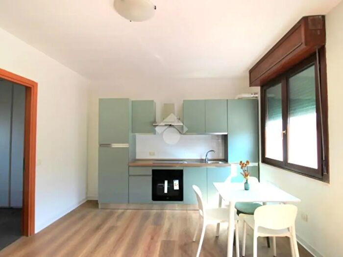 Appartamento bilocale in vendita in Via Dismano, Cesena