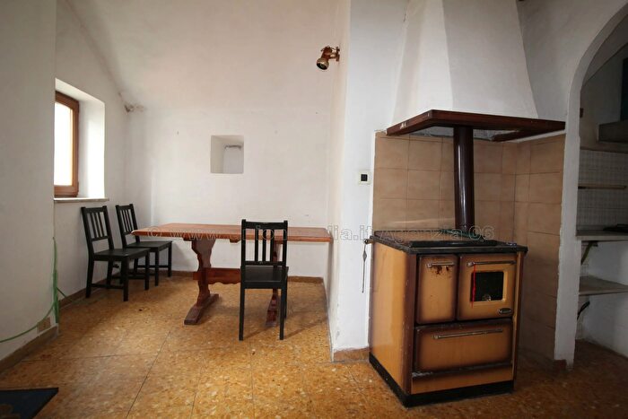 Casa con 5 locali in vendita in Arcola