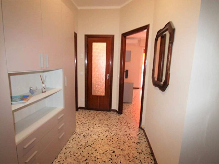 Appartamento bilocale in affitto in Via Ponti, Borghetto Santo Spirito