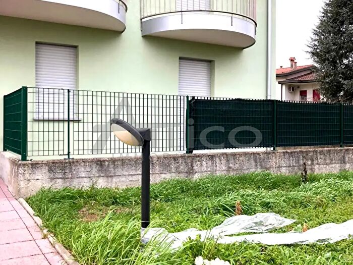 Appartamento quadrilocale in vendita in Rovigo Tassina Ro, Rovigo