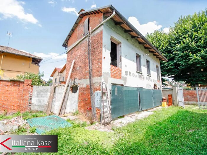 Casa quadrilocale in vendita in Via Roma, San Mauro Torinese