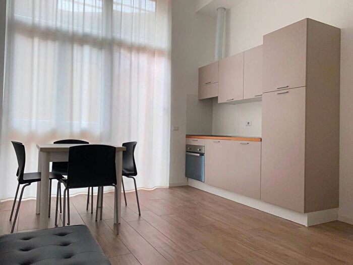 Appartamento bilocale in affitto in Via Empedocle, Villa San Giovanni, Milano