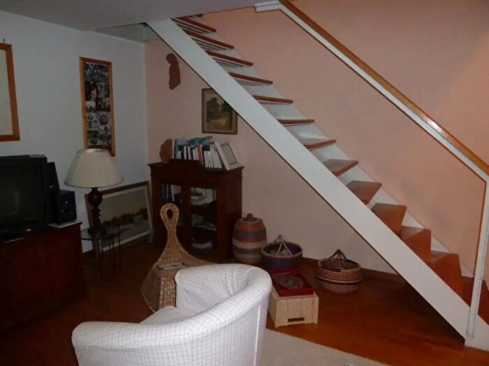 Appartamento con 6 locali in vendita in Via San Martino, Pisa