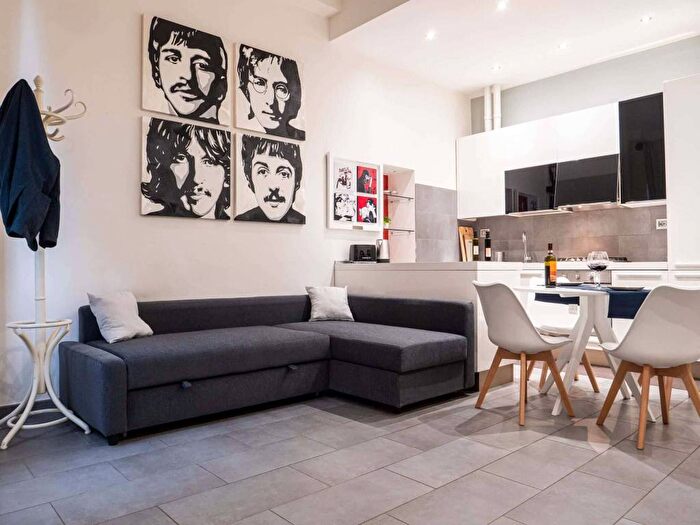 Appartamento bilocale in affitto in Via Cenisio, Cenisio, Milano