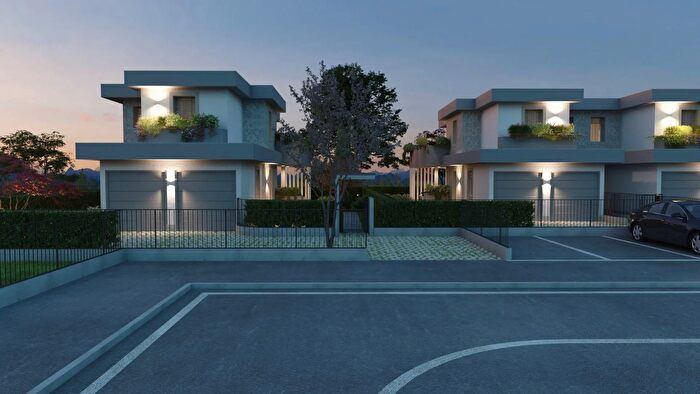 Case in Vendita e in Affitto - 3