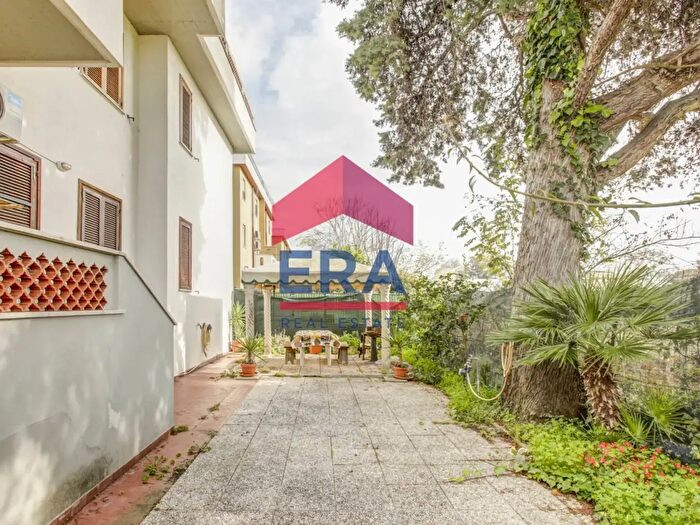 Appartamento trilocale in vendita in Via Massimo dAzeglio, Anzio