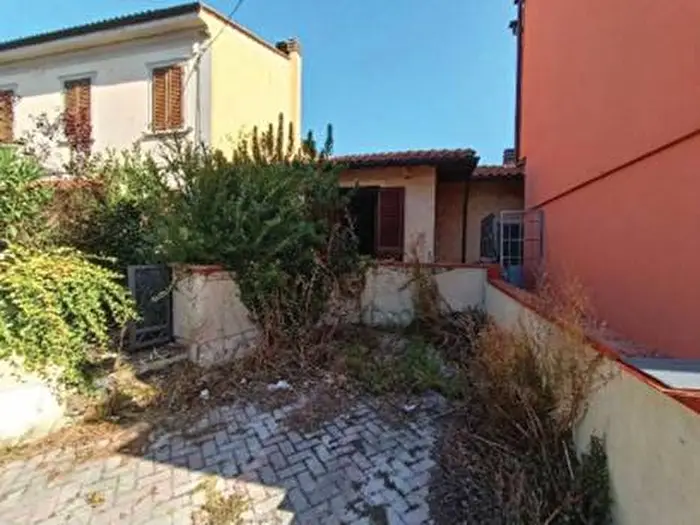 Case in Vendita e in Affitto - 1