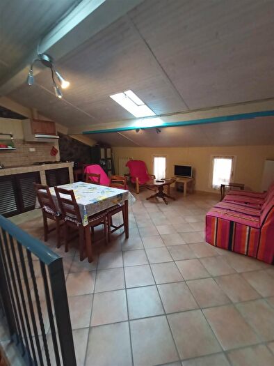 Appartamento trilocale in vendita in Via Orsini, Isolabona